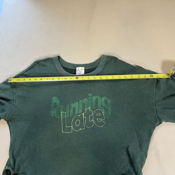 OFFLINE By Aerie Running Late Crop Top Cinch Side Crew Pullover Oversized Womens - Picture 11 of 11